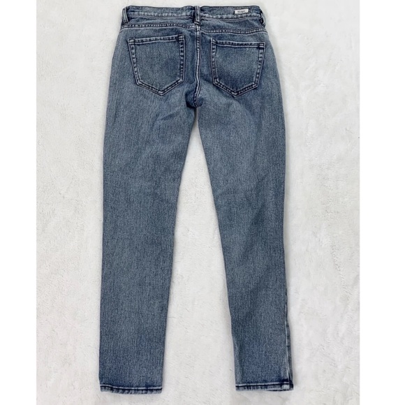 Brandy Melville Distressed Ripped Boyfriend Jeans Size 24 Medium Wash - Picture 4 of 5